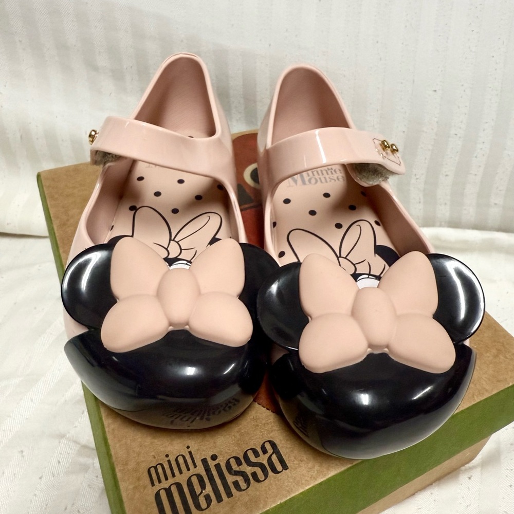 NEW Melissa Kids Dress Shoes in Pink and Black